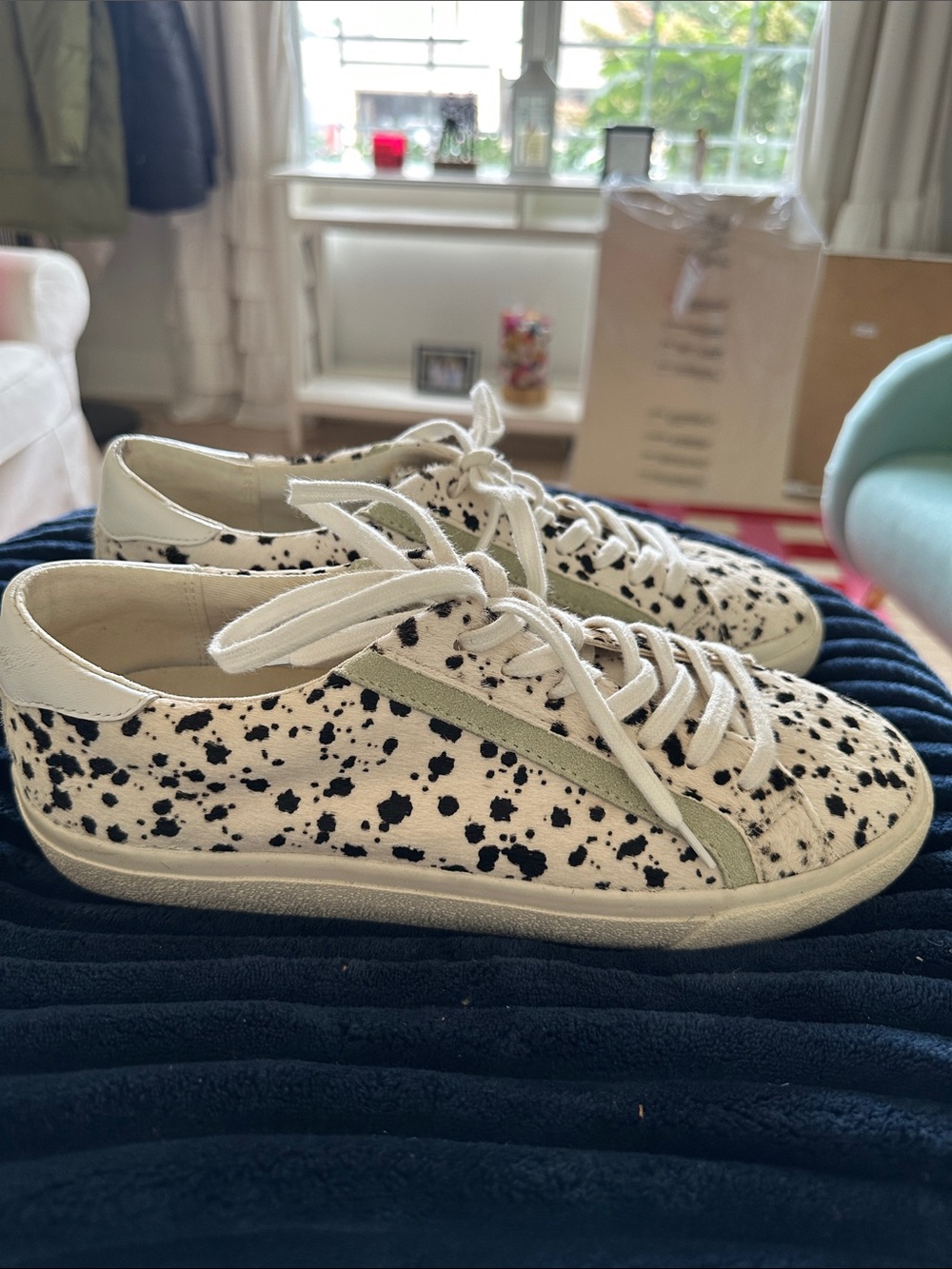 9.5 Madewell black and white animal print sneakers